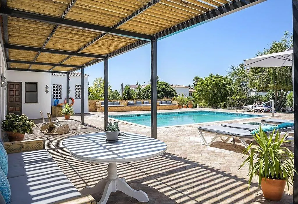 Amazing Carvoeiro Villa Villa Carvoeiro Grande 16 Bedrooms Private Pool Great For Large Groups Algarve