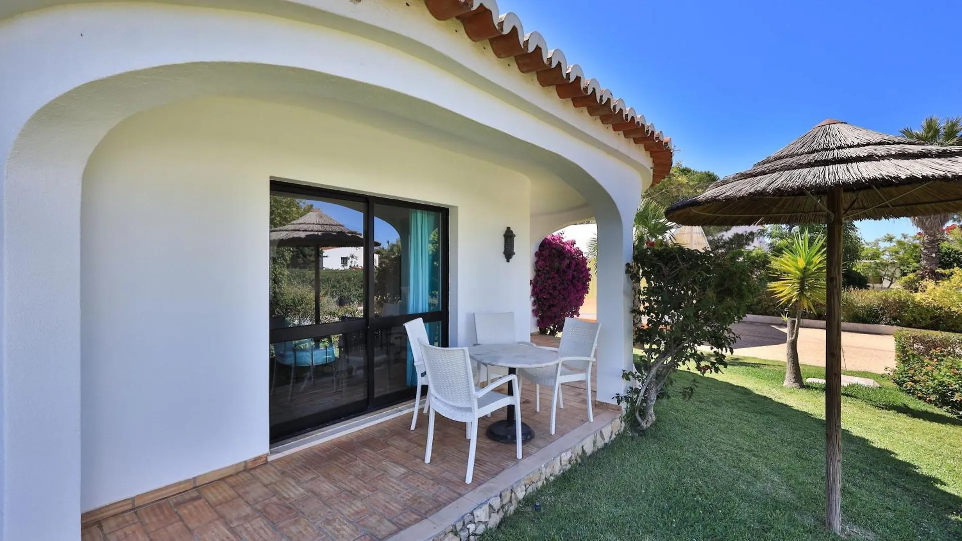 Amazing Carvoeiro Villa Villa Carvoeiro Grande 16 Bedrooms Private Pool Great For Large Groups Algarve Portugal