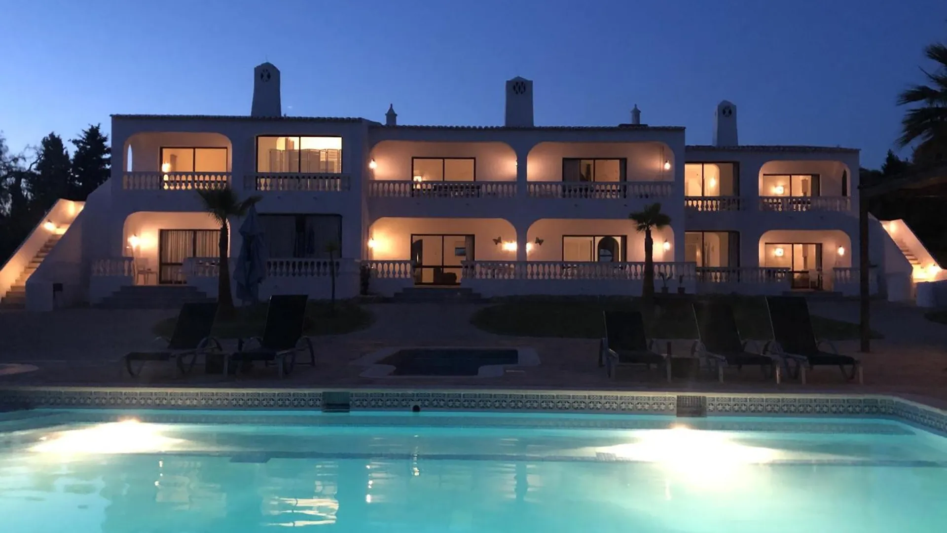 Amazing Carvoeiro Villa Villa Carvoeiro Grande 16 Bedrooms Private Pool Great For Large Groups Algarve Portugal