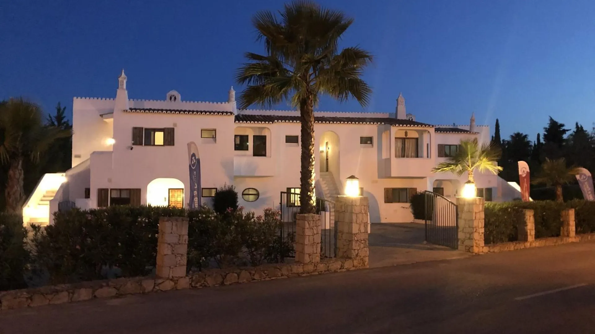 Amazing Carvoeiro Villa Villa Carvoeiro Grande 16 Bedrooms Private Pool Great For Large Groups Algarve