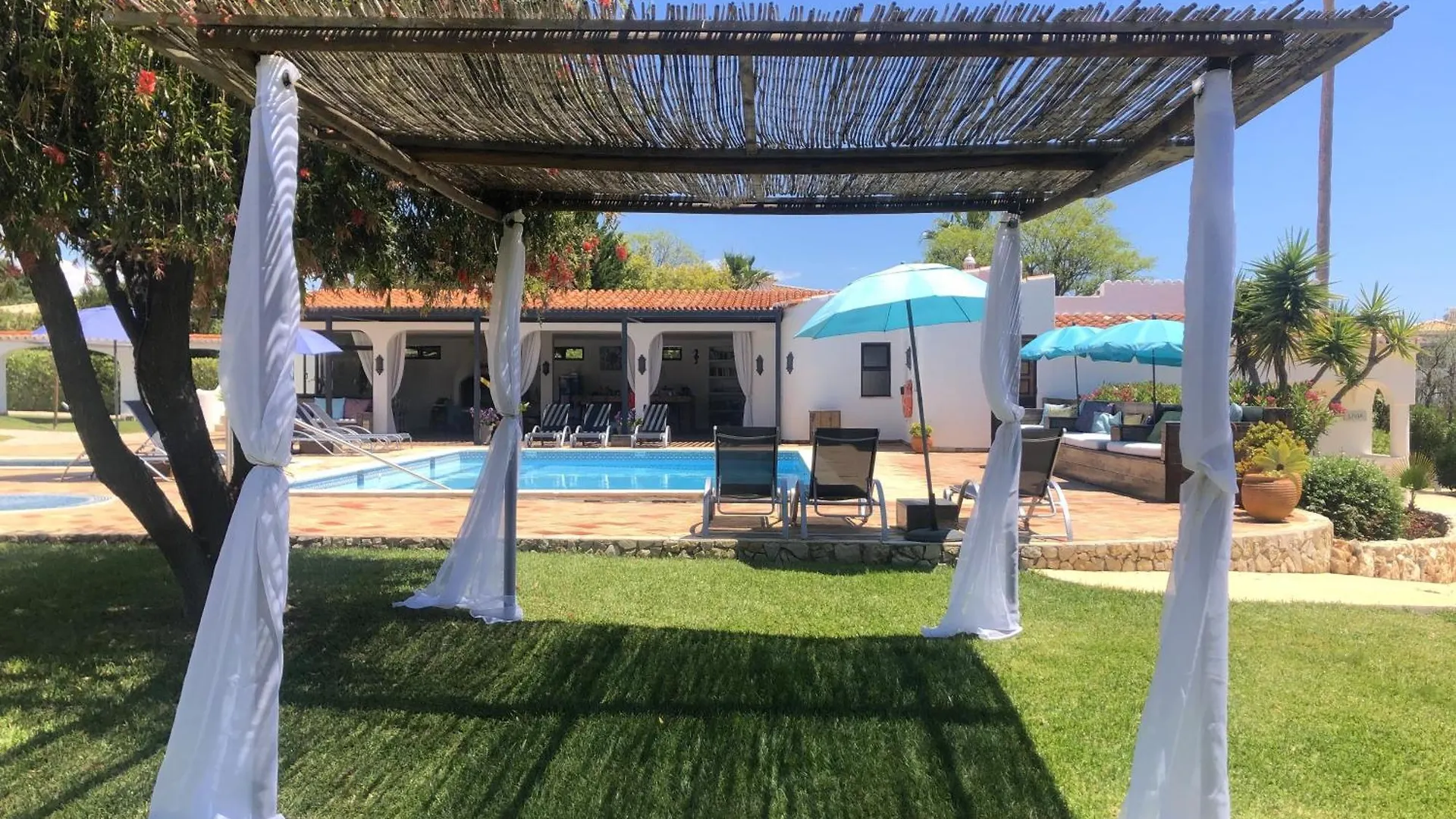 Amazing Carvoeiro Villa Villa Carvoeiro Grande 16 Bedrooms Private Pool Great For Large Groups Algarve Portugal