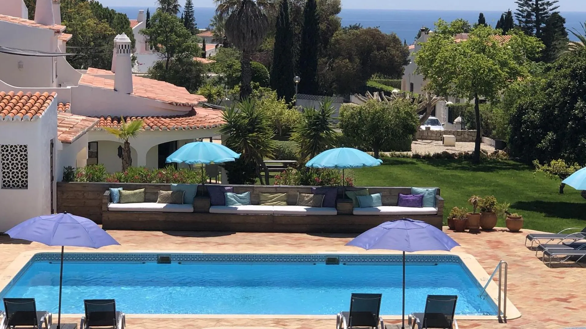 Amazing Carvoeiro Villa Villa Carvoeiro Grande 16 Bedrooms Private Pool Great For Large Groups Algarve  Carvoeiro (Lagoa)