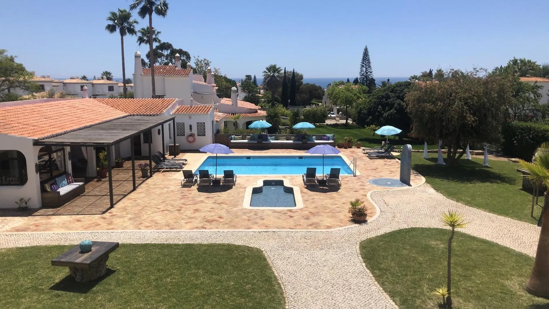 Amazing Carvoeiro Villa Villa Carvoeiro Grande 16 Bedrooms Private Pool Great For Large Groups Algarve 0*, Carvoeiro (Lagoa)