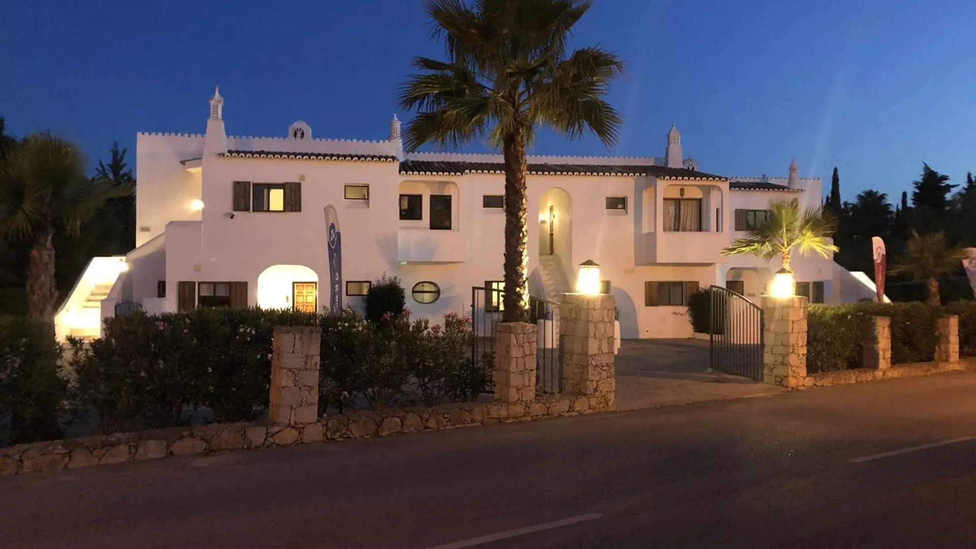 Amazing Carvoeiro Villa Villa Carvoeiro Grande 16 Bedrooms Private Pool Great For Large Groups Algarve
