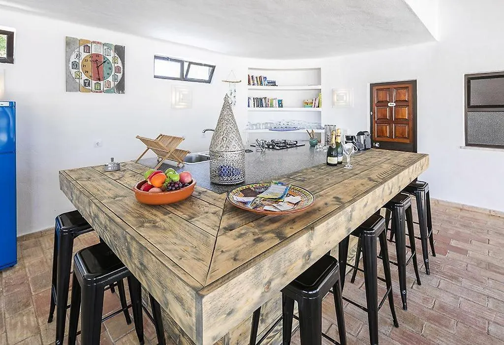 Amazing Carvoeiro Villa Villa Carvoeiro Grande 16 Bedrooms Private Pool Great For Large Groups Algarve Portugal