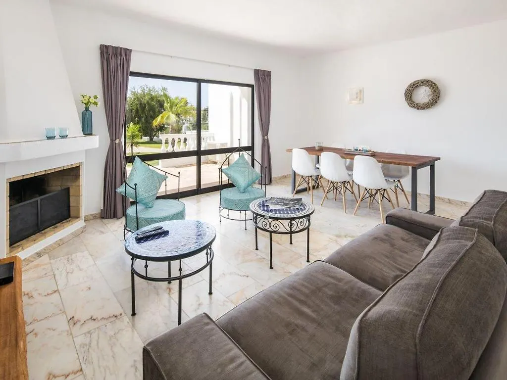 Amazing Carvoeiro Villa Villa Carvoeiro Grande 16 Bedrooms Private Pool Great For Large Groups Algarve  卡武埃鲁